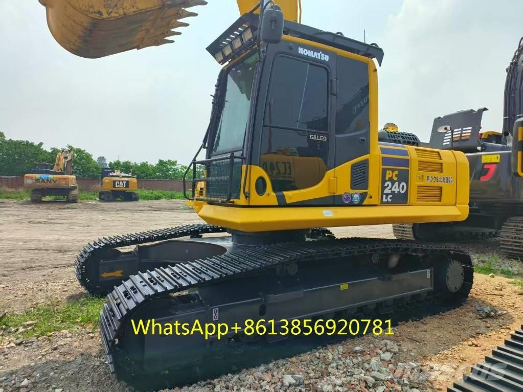 Komatsu PC 240-8 中型挖掘机
