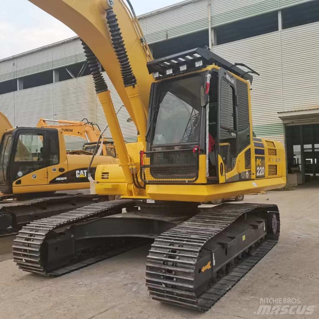 Komatsu PC 220-8 履带挖掘机
