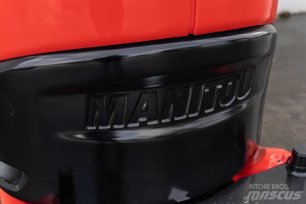 Manitou 100 VJR 客货电梯