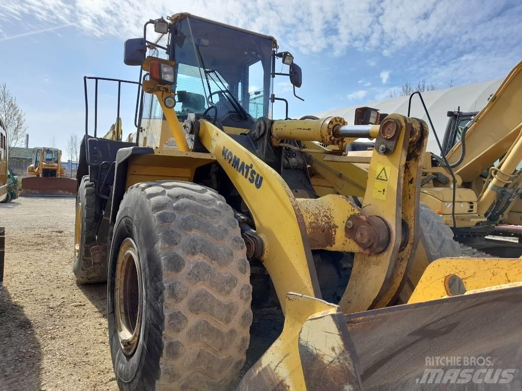 Komatsu WA 380-6 轮式装载机