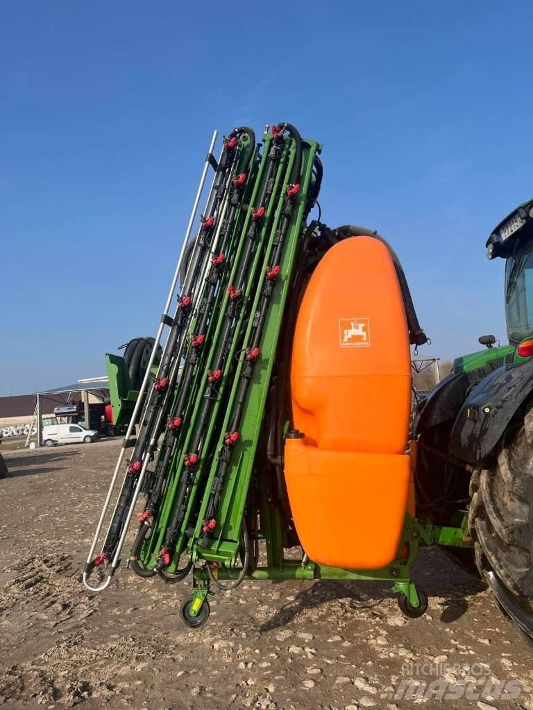 Amazone UF 1801 牵引式喷雾机