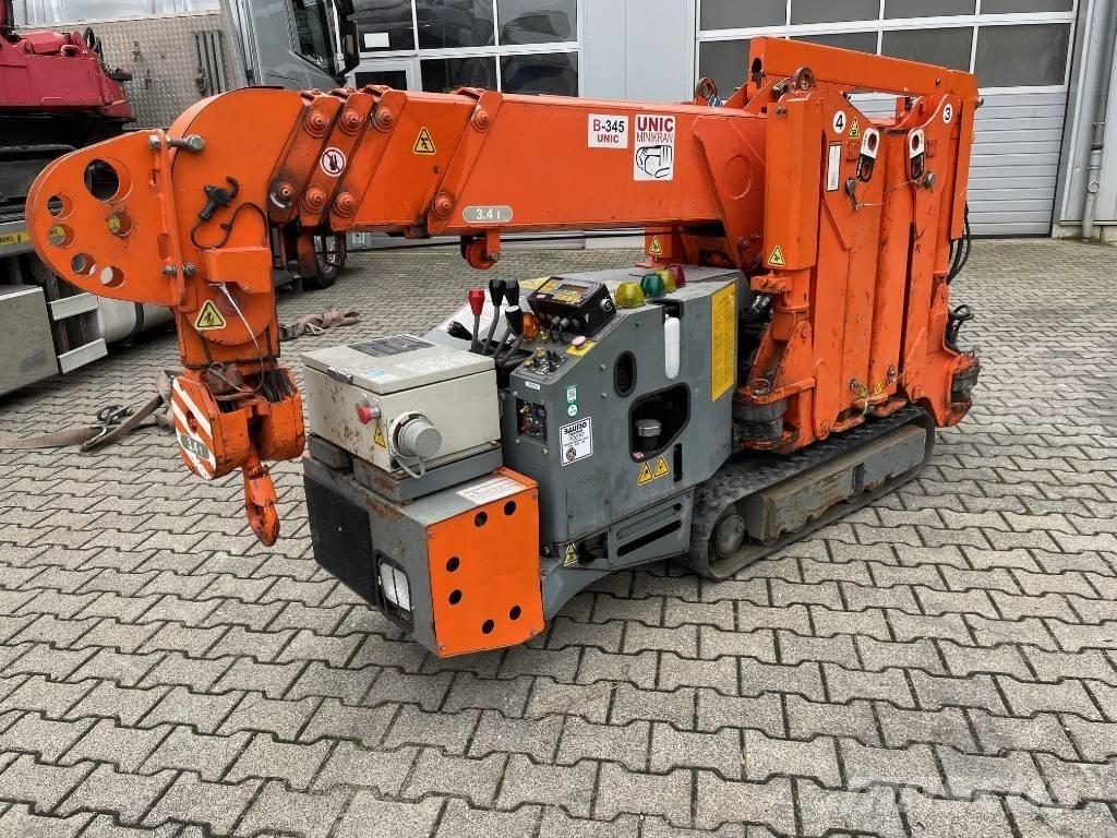 Unic B 345 履带起重机