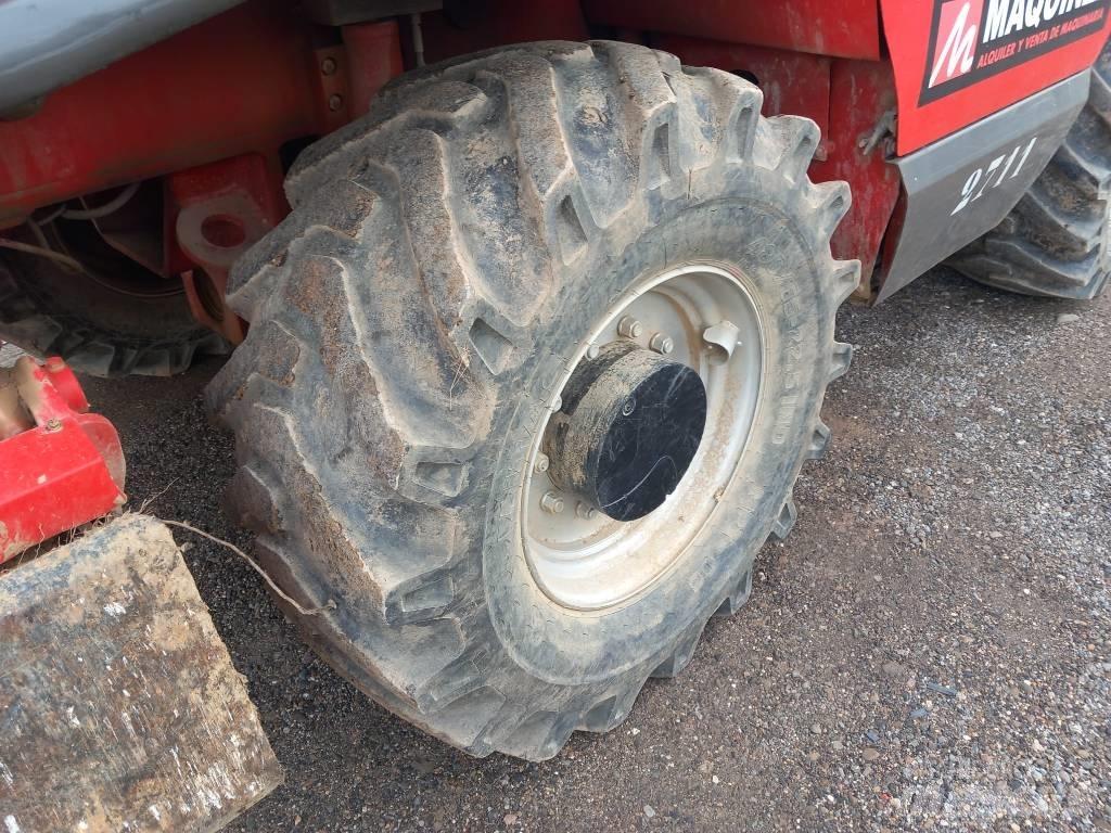 Manitou MRT1742 伸缩臂叉装车|叉装车