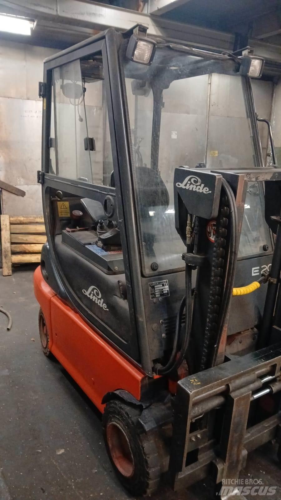 Linde E20P-02 电动叉车