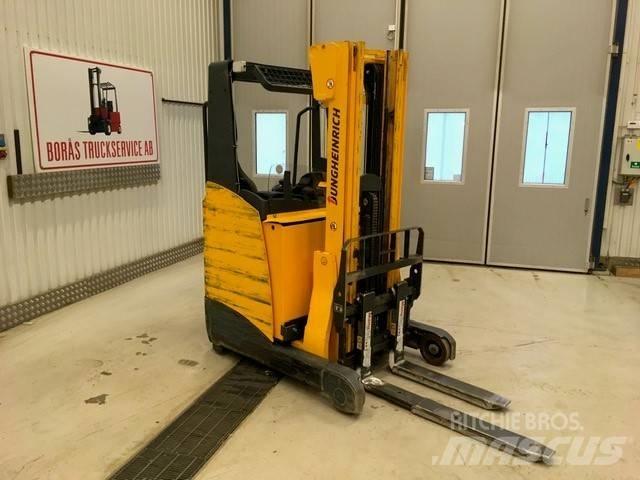Jungheinrich ETV 110 前移式叉车