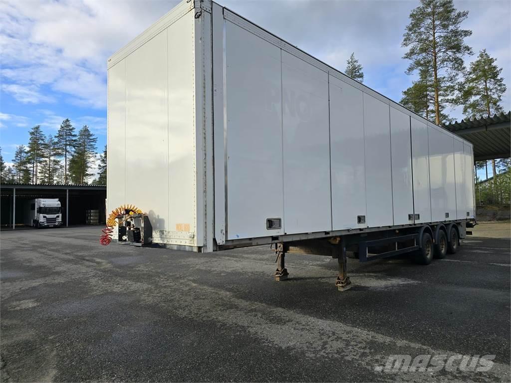 Schmitz SKO 24 半挂厢式车