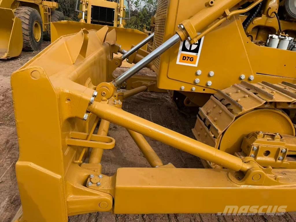 CAT D7G 履带式推土机