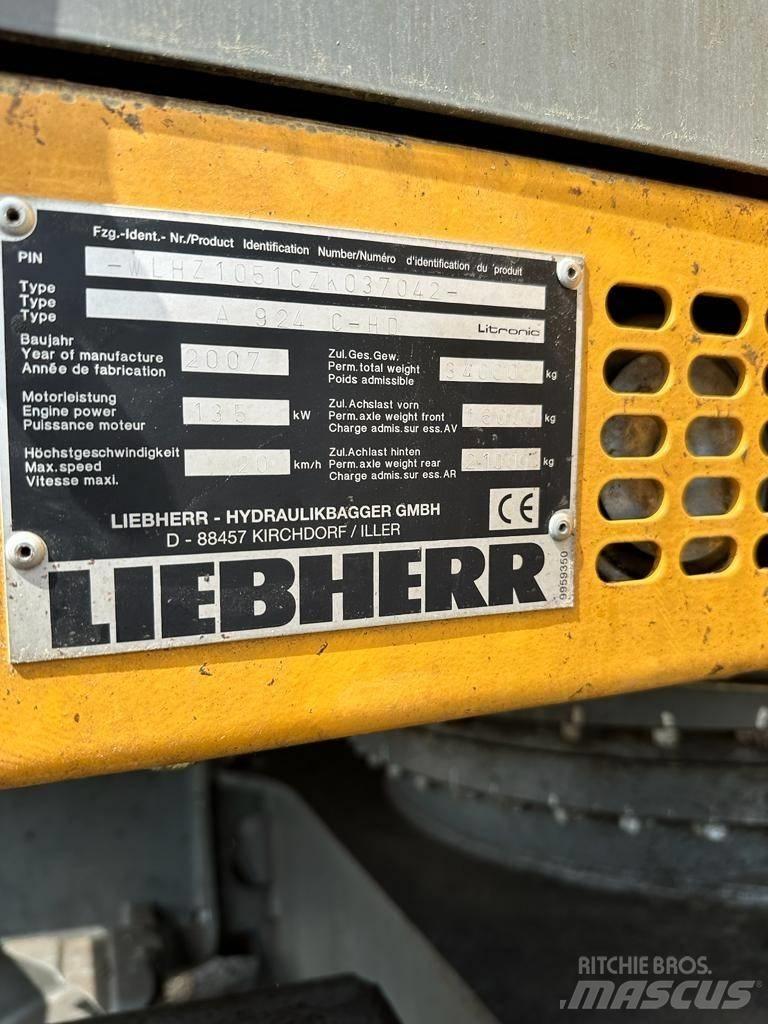 Liebherr A 924C-HD 轮式挖掘机