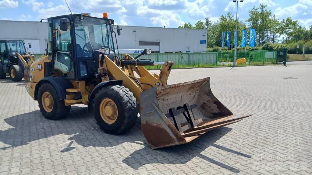 CAT 907 M 轮式装载机