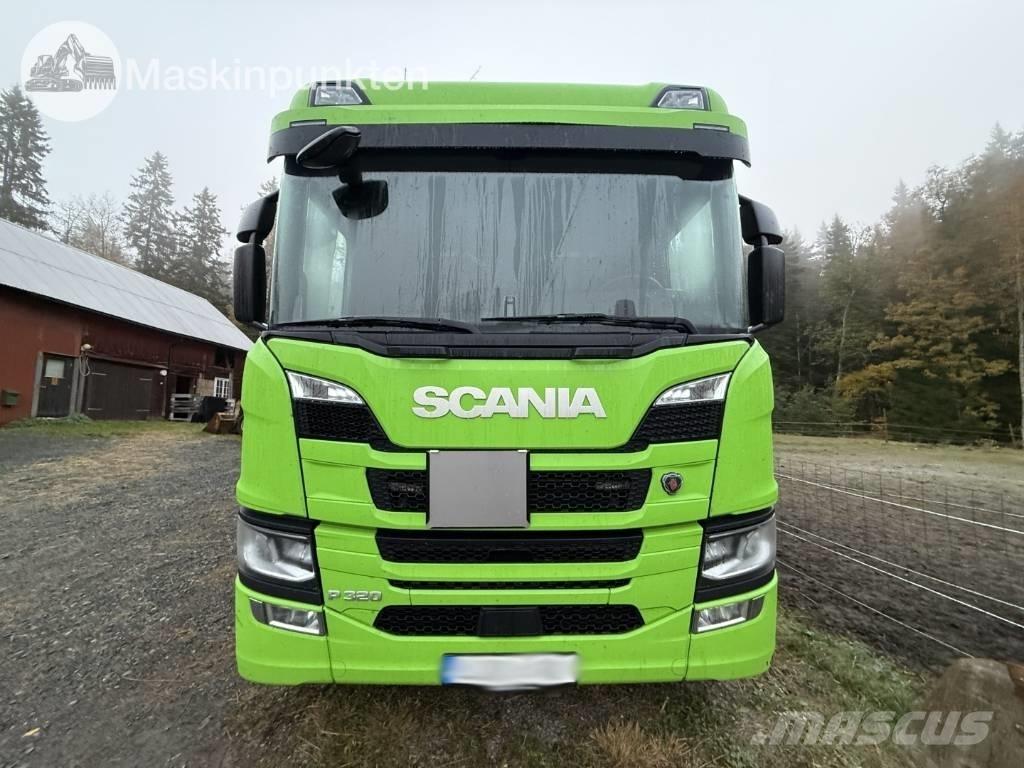 Scania P 320 厢式货车