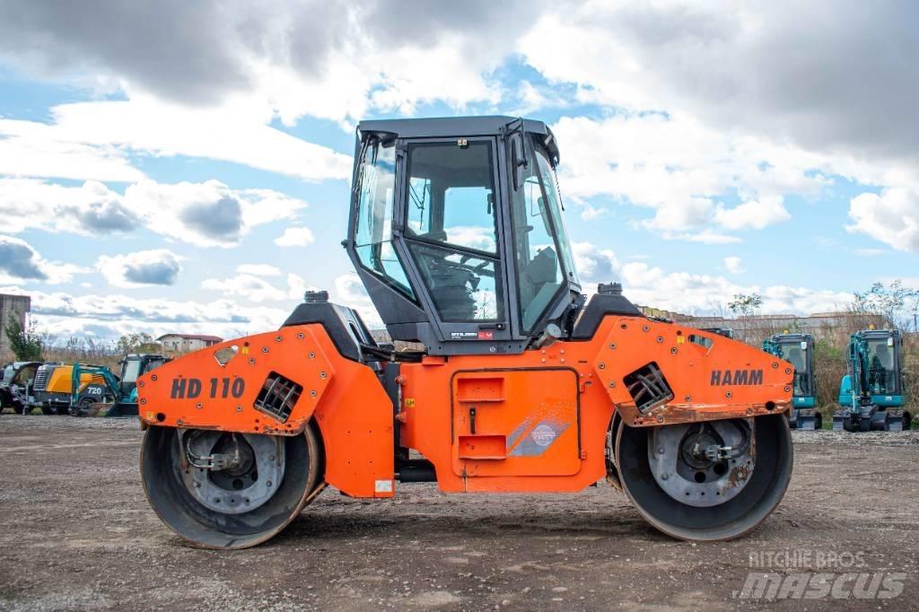 Hamm HD 110 双轮压路机