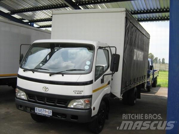 Toyota Dyna 7105 篷布货车