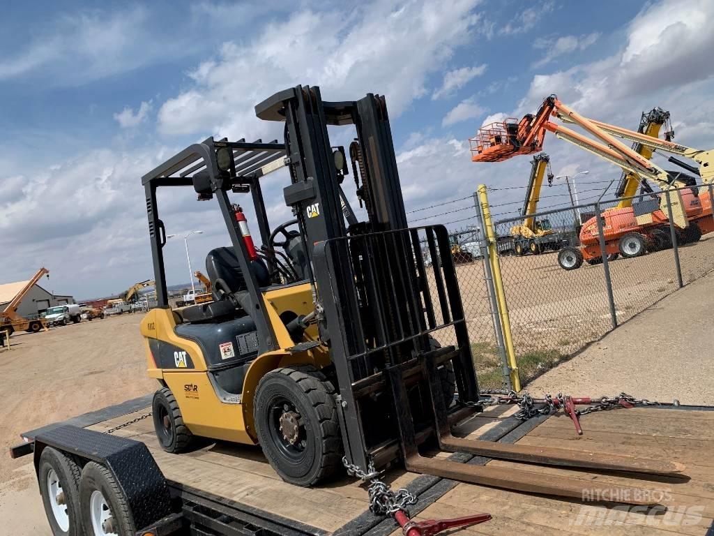 CAT DP 25 N 其他叉车