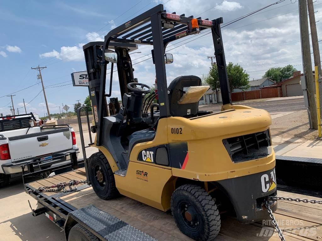 CAT DP 25 N 其他叉车