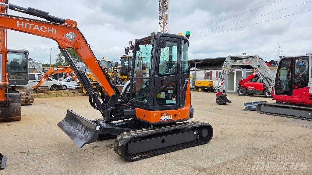 Hitachi ZX 48 U-6 小型挖掘机