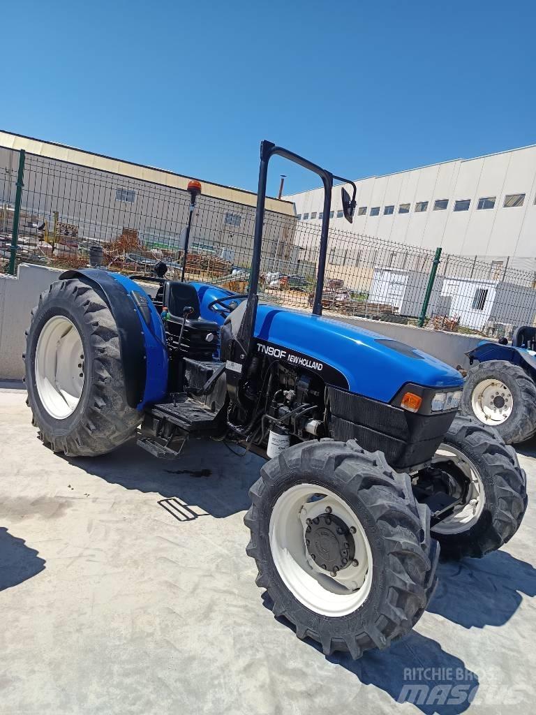 New Holland TN 90 F 拖拉机/农用车