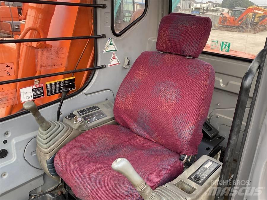 Hitachi EX60 履带挖掘机