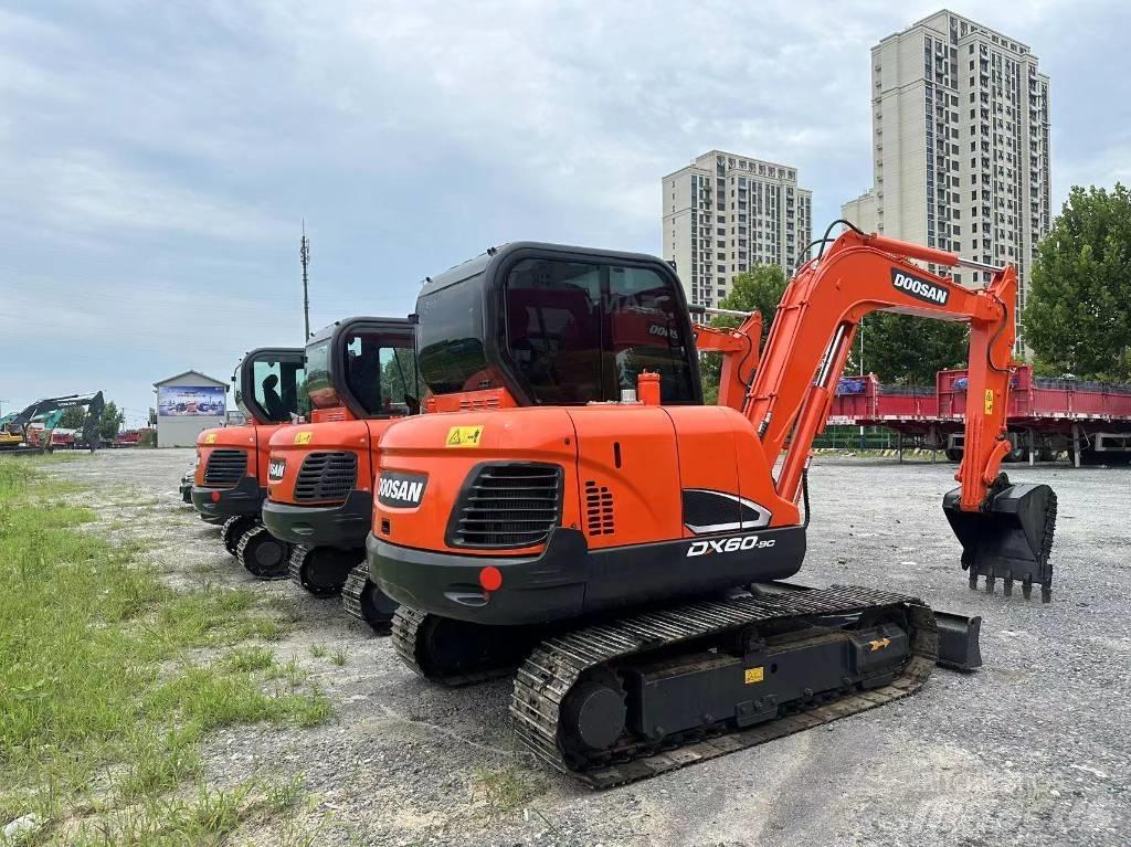 Doosan DX60-9 小型挖掘机