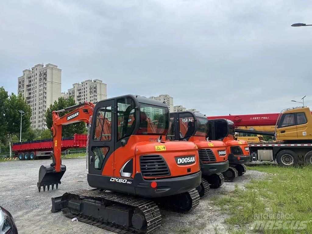 Doosan DX60-9 小型挖掘机