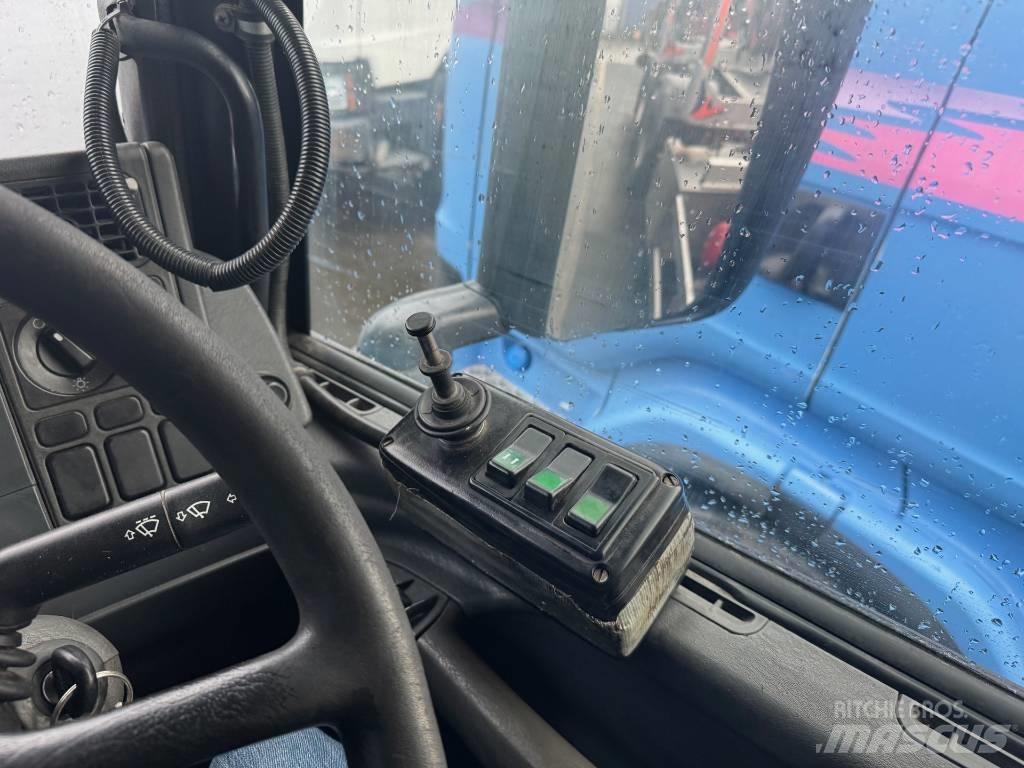 Scania P94DB 垃圾车