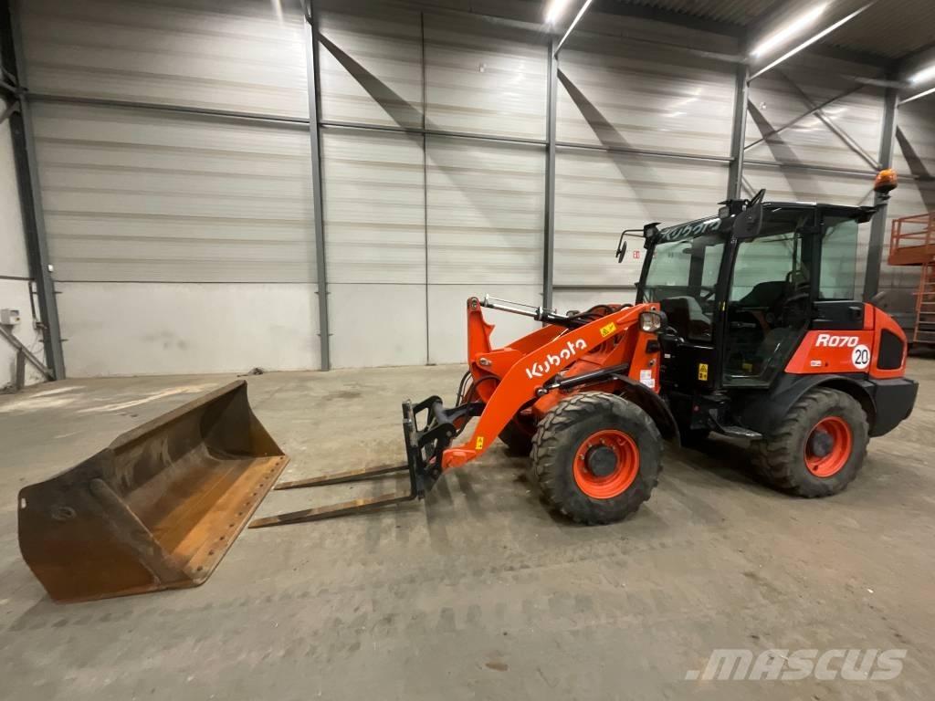 Kubota R 070 轮式装载机