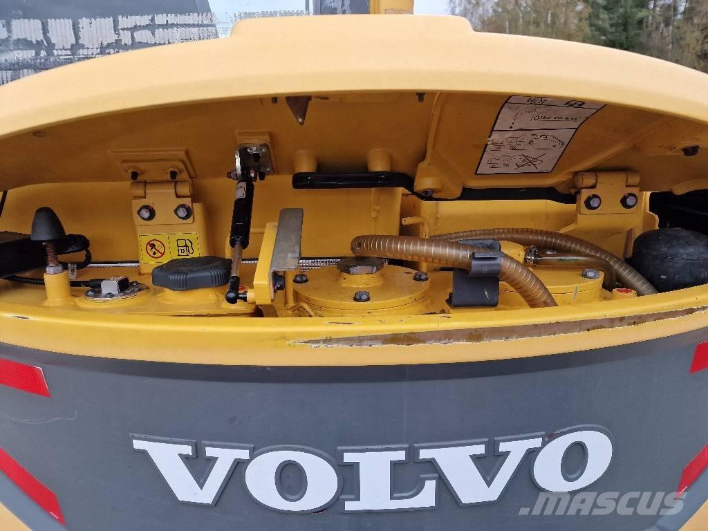 Volvo ECR 58 D 小型挖掘机