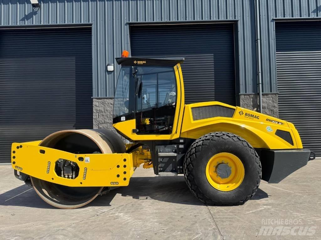 Bomag BW 213 D H-2 单轮压路机