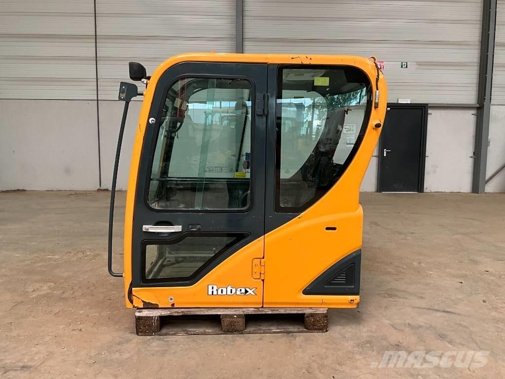 Hyundai Robex 55-9 A 驾驶室与内部