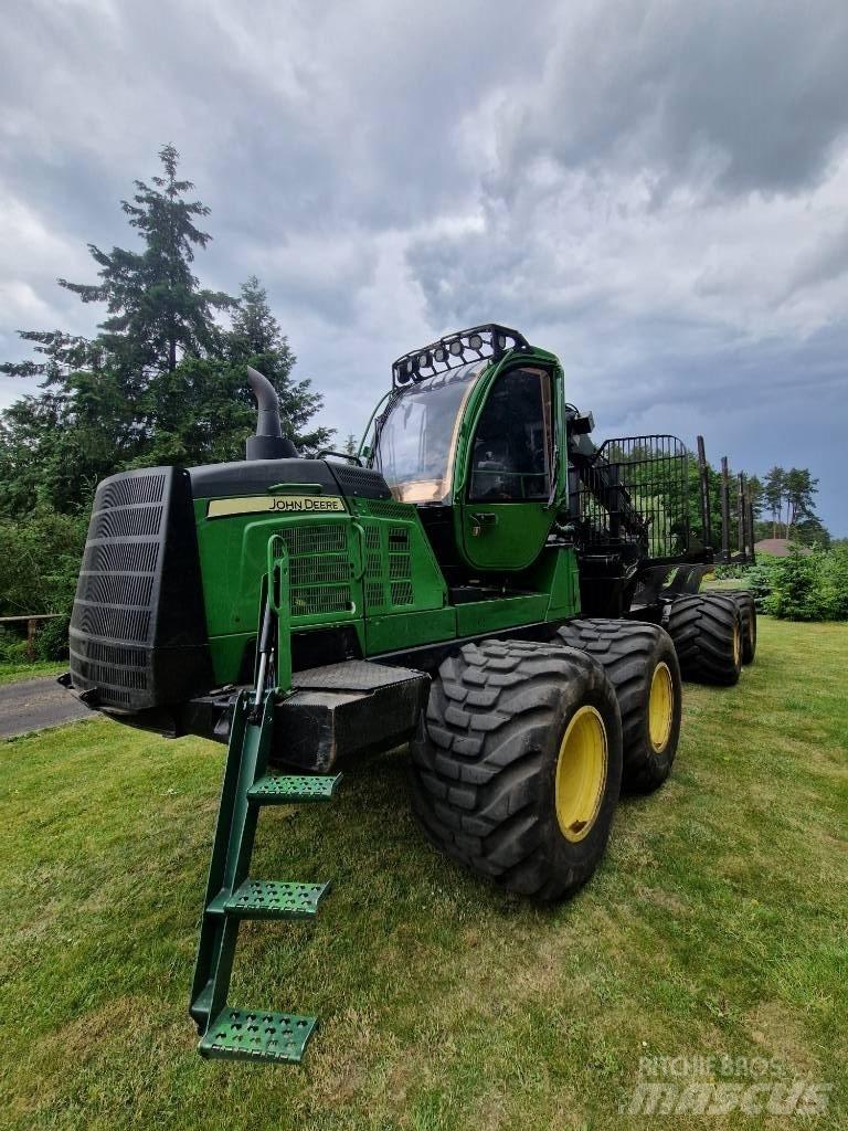 John Deere 1110G 集运机