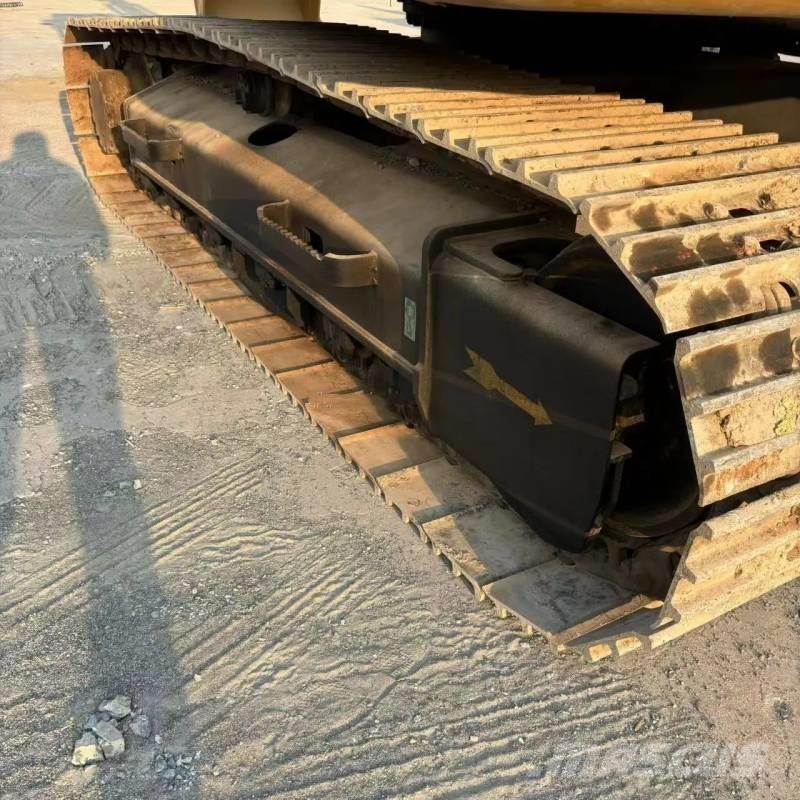 CAT 312 履带挖掘机