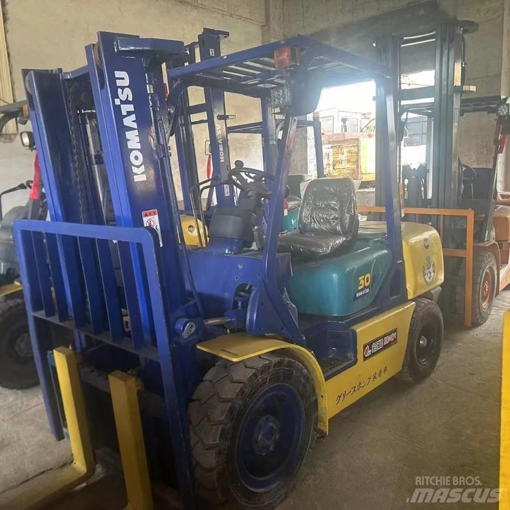 Komatsu F30T 柴油叉车