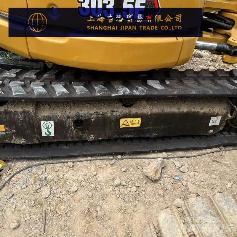 CAT 303.5 E CR 小型挖掘机
