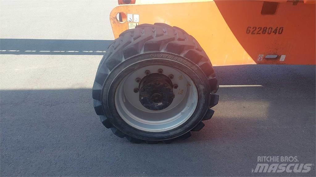 JLG 860SJ 直臂高空工作平台