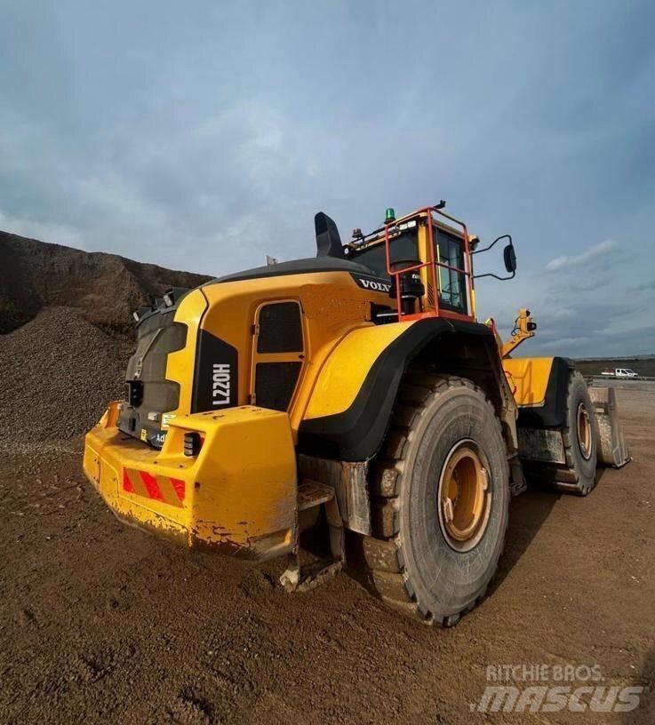 Volvo L 220 H 轮式装载机