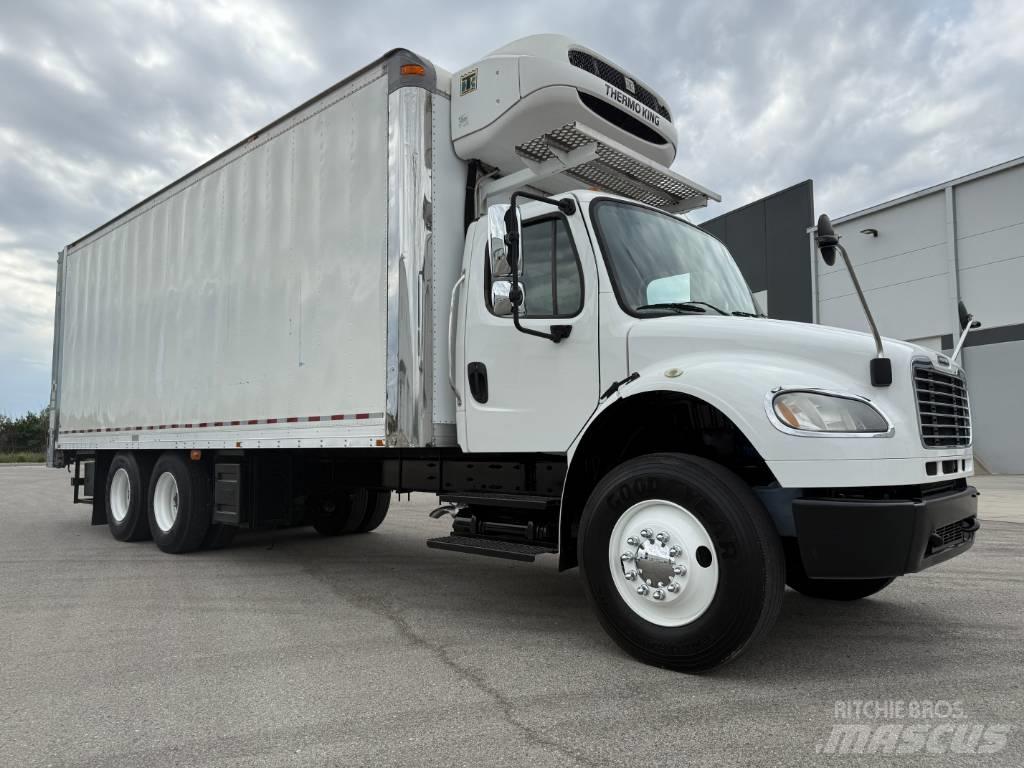 Freightliner M 106 冷藏车