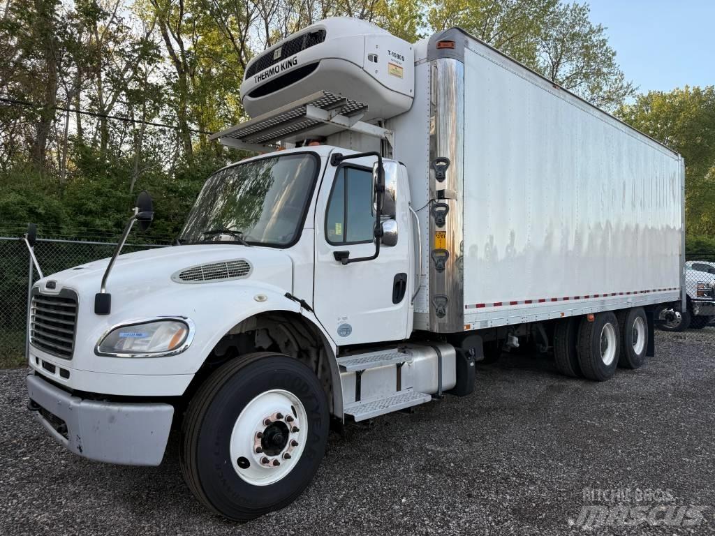 Freightliner M 106 冷藏车