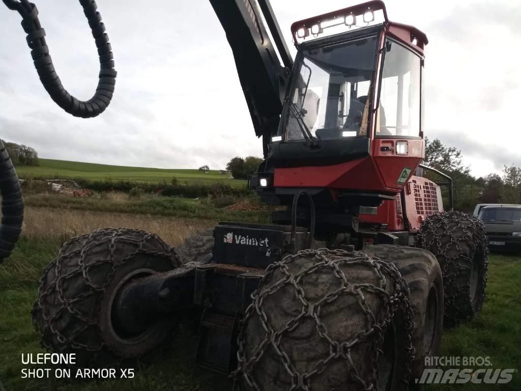 Komatsu 911 收割机