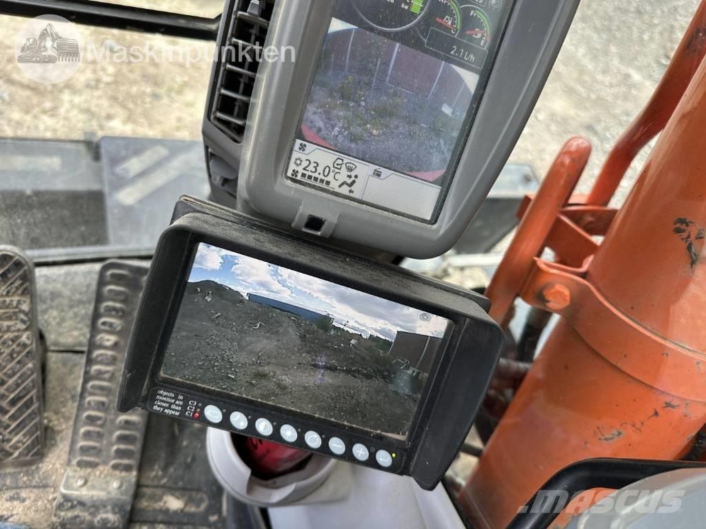 Hitachi ZX 140 W-5B 轮式挖掘机