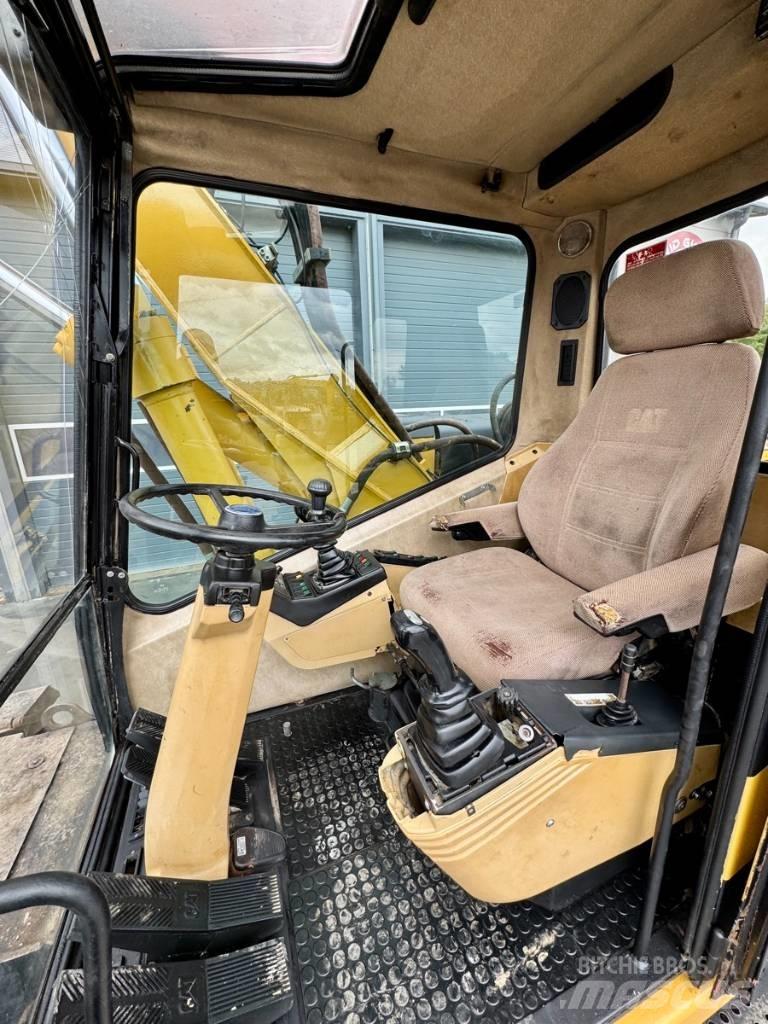 CAT M 315 轮式挖掘机
