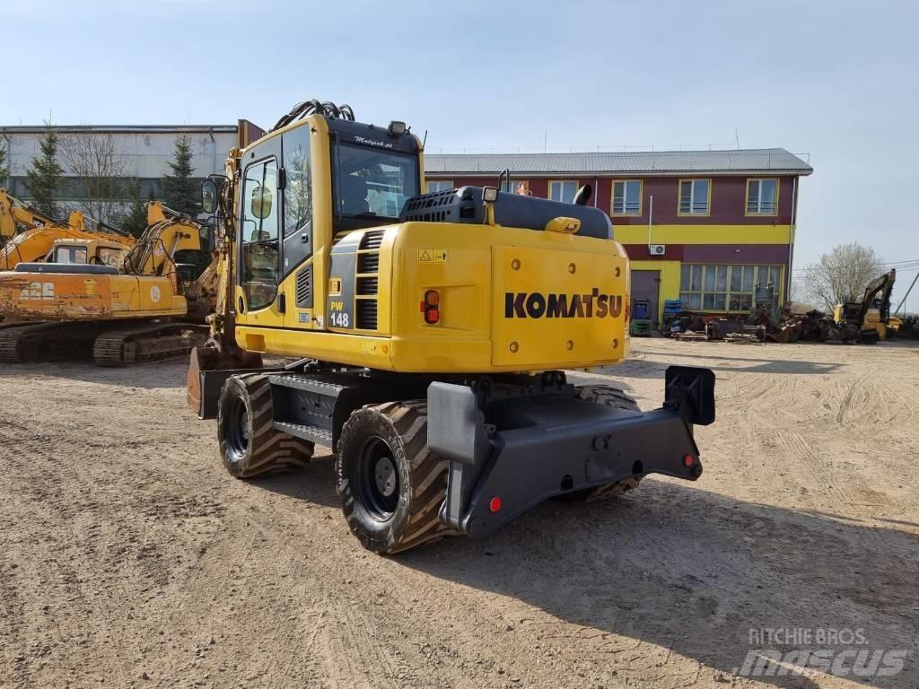 Komatsu PW 148-8 轮式挖掘机