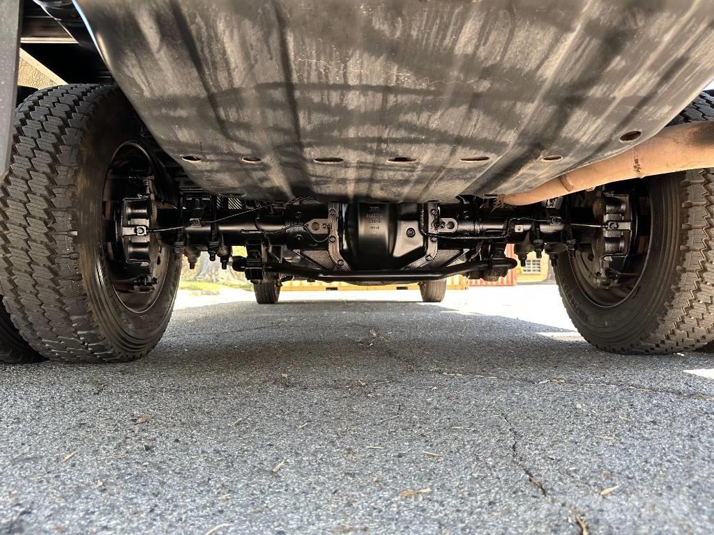Ford F 550 碎木车
