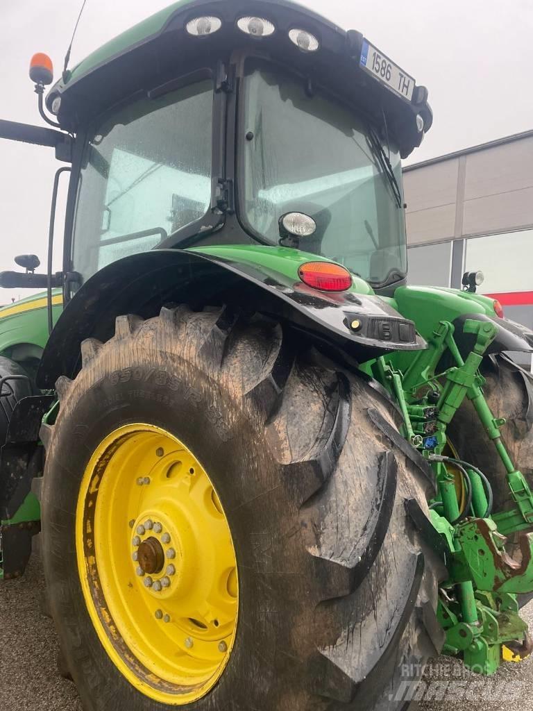 John Deere 8310 R 拖拉机/农用车