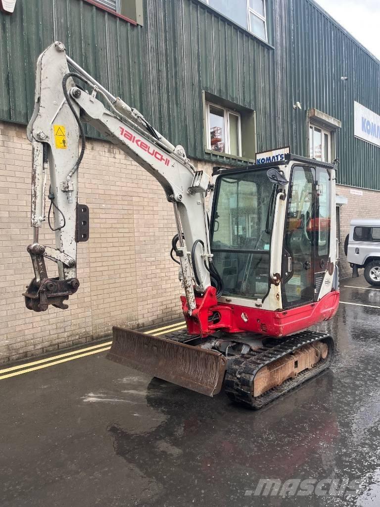 Takeuchi TB 228 小型挖掘机
