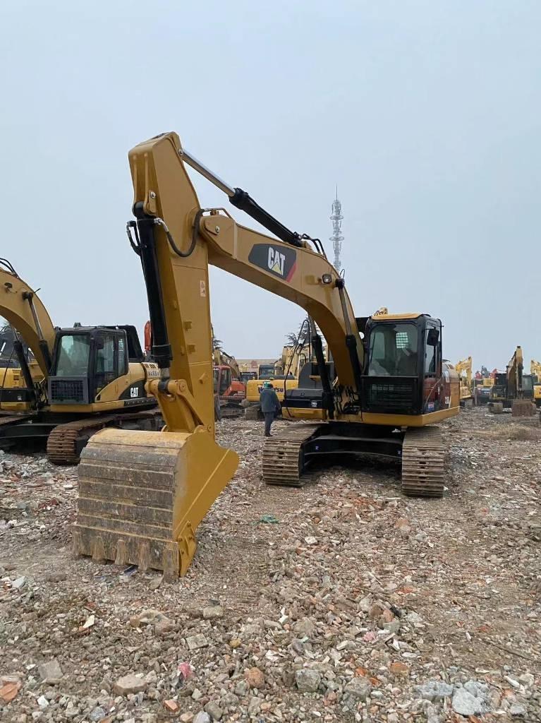 CAT 320 D 履带挖掘机