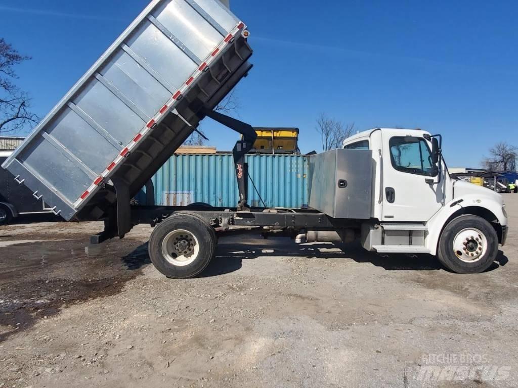 Freightliner M2 自卸式货车