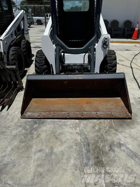 Bobcat S570 滑移装载机