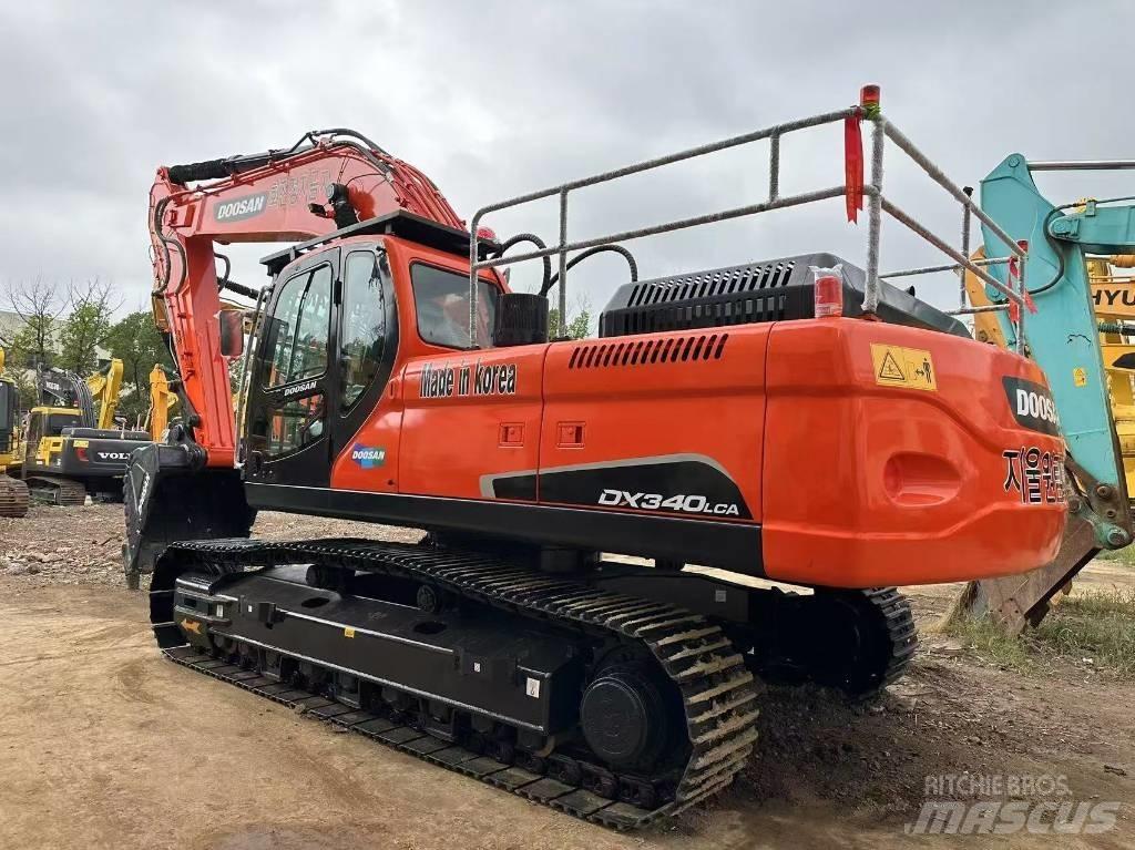 Doosan DX 340 LCA 履带挖掘机