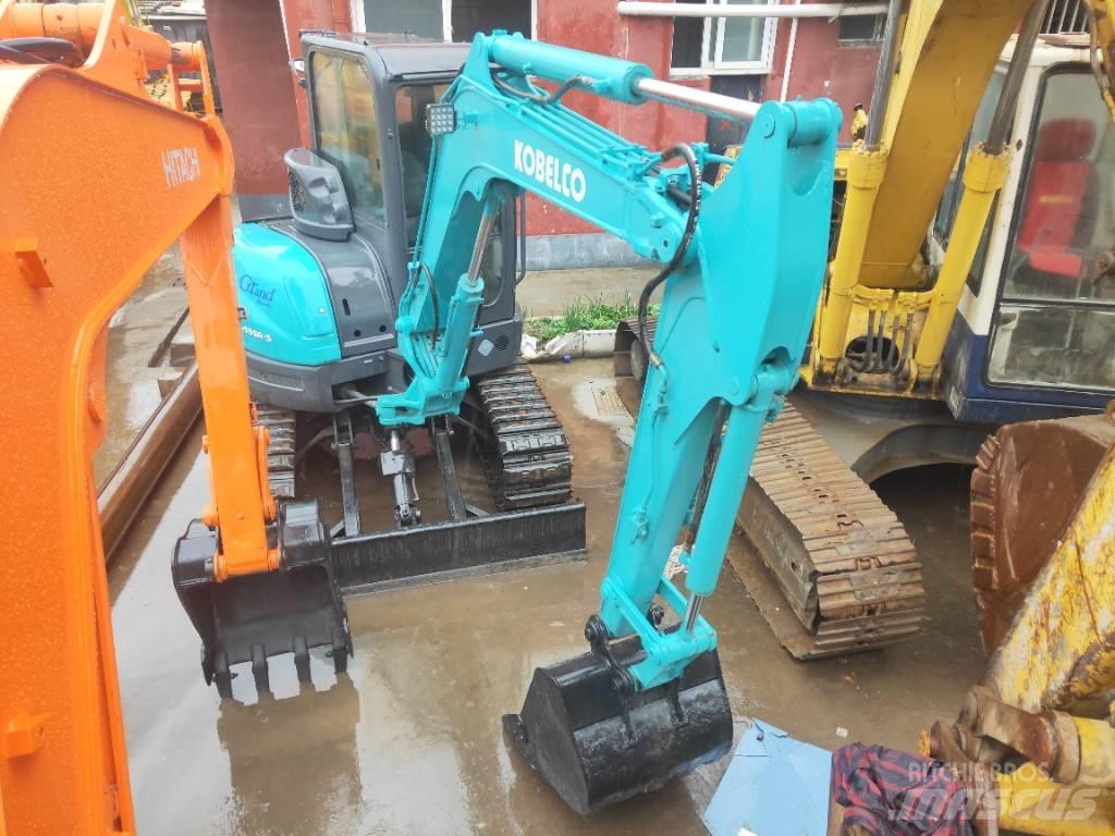 Kobelco SK 55 SR 小型挖掘机