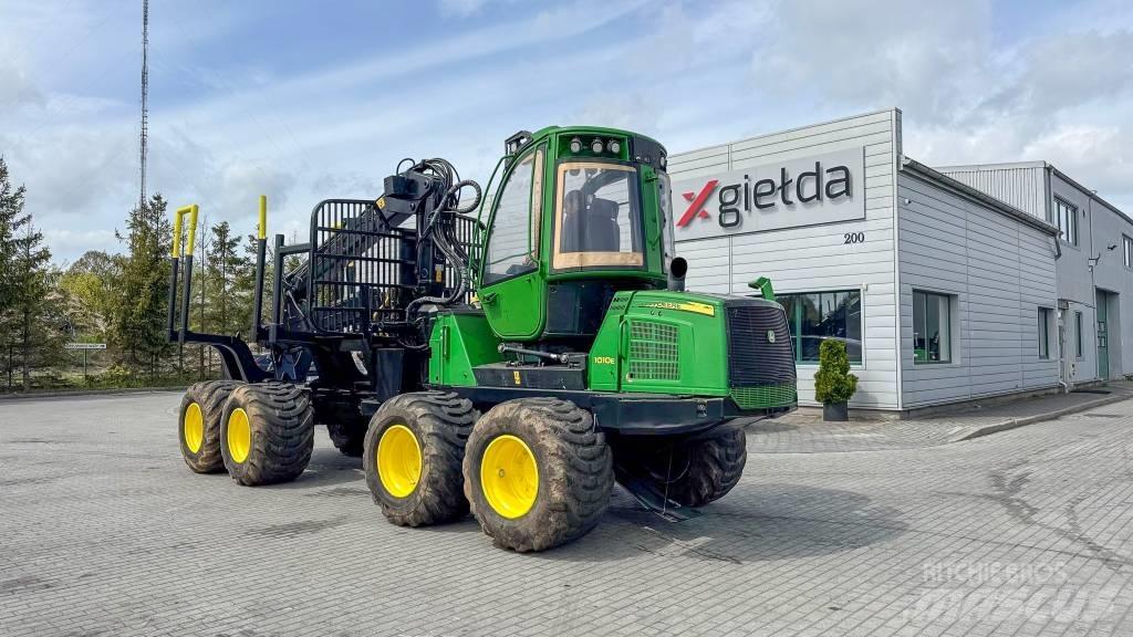 John Deere 1010 E 集运机