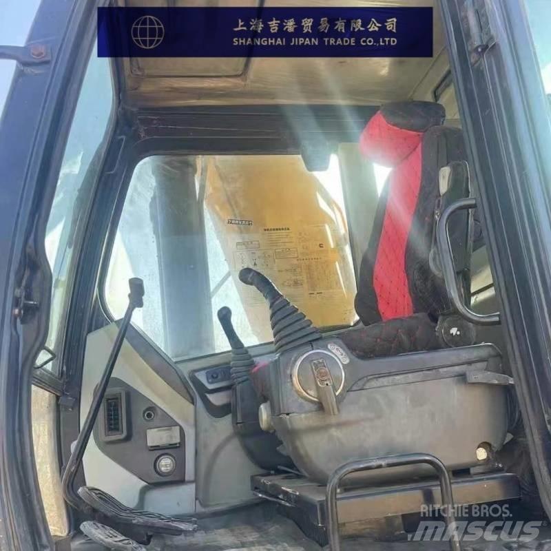 Hyundai 305L 履带挖掘机